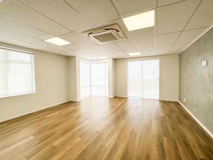 To Let Commercial Property for Rent in Mouille Point Western Cape
